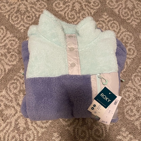 NWT Roxy Sherpa Pullover - Picture 2 of 5